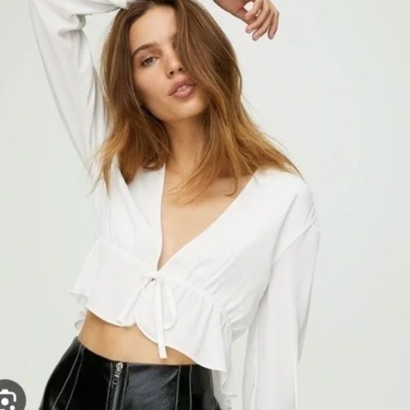 NWT Aritiza Sunday Best KIMBERLY BLOUSE - Picture 3 of 11